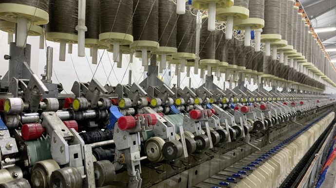 La French Filature de NatUp Fibres produit annuellement 250 t de fils de lin.